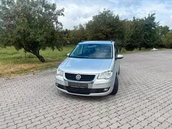 Silber Gebraucht 2009 VW Touran Van / Kleinbus | 2.400 € (Guter Preis)