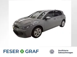 Mondsteingrau Gebraucht 2024 VW Golf VIII Life | 25.480 € (Guter Preis)