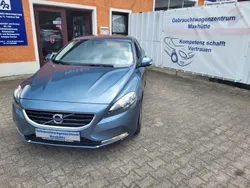 Blau Gebraucht 2014 Volvo V40 Kinetic Kombi | 11.590 € (Guter Preis)