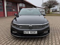Grau Gebraucht 2021 VW Passat R-line Kombi | 23.490 € (Fairer Preis)