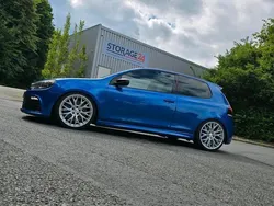 Blau Gebraucht 2010 VW Golf VI R Kleinwagen | 16.526 €