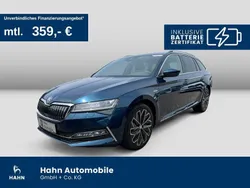 Lavablau metallic met. Gebraucht 2022 Skoda Superb LAURIN & KLEMENT Kombi | 28.440 € (Fairer Preis)