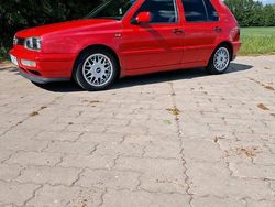 Rot Gebraucht 1997 VW Golf III Kleinwagen | 1.000 € (Superpreis)