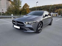 Grau Gebraucht 2023 Mercedes CLA180 Shooting Brake Progressive Kombi | 27.500 € (Fairer Preis)