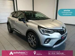 Grau Gebraucht 2022 Renault Captur Intens SUV | 21.870 € (Teuer)