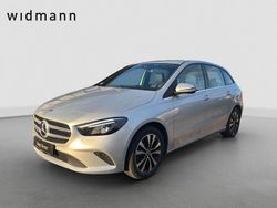 Silber Gebraucht 2022 Mercedes B250e Style Van / Kleinbus | 22.850 € (Guter Preis)