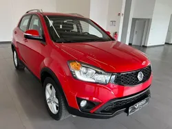 Rot Gebraucht 2016 Ssangyong Korando Quartz SUV | 9.990 € (Etwas zu teuer)