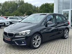 Schwarz Gebraucht 2015 BMW 218 Active Tourer Sport Line Van / Kleinbus | 12.800 € (Fairer Preis)