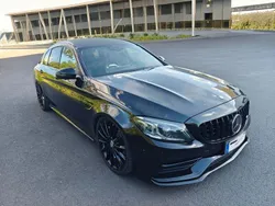 Schwarz Gebraucht 2019 Mercedes C63 AMG AMG Kombi | 52.000 €