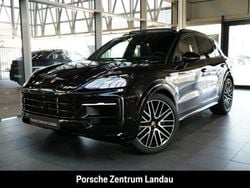 Andere farbe Gebraucht 2022 Porsche Cayenne SUV | 153.190 €