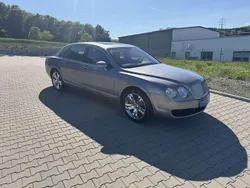 Grau Gebraucht 2006 Bentley Continental Flying Spur Limousine | 39.500 €