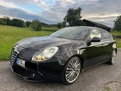 Schwarz Gebraucht 2012 Alfa Romeo Giulietta Kleinwagen | 6.900 € (Teuer)
