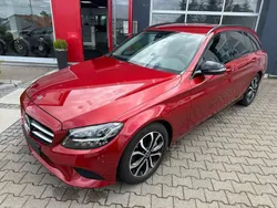 Hyazinthrot metalliclack Gebraucht 2020 Mercedes C300 Avantgarde Kombi | 28.890 € (Superpreis)