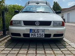 Weiß Gebraucht 2002 VW Caddy Van / Kleinbus | 2.650 €