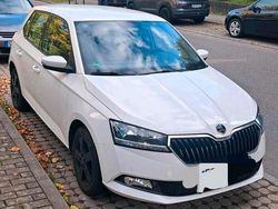 Weiß Gebraucht 2019 Skoda Fabia Kleinwagen | 8.888 € (Fairer Preis)