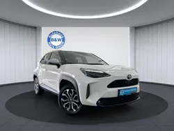 Weiß Gebraucht 2022 Toyota Yaris Cross SUV | 20.499 € (Guter Preis)