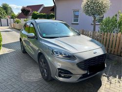 Grau Gebraucht 2020 Ford Kuga ST-Line X SUV | 23.000 € (Guter Preis)