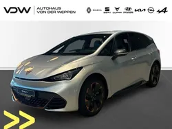 Silber Neu 2025 Cupra Born Kleinwagen | 42.011 € (Etwas zu teuer)