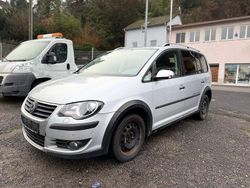 Silber Gebraucht 2008 VW Touran Cross Van / Kleinbus | 3.900 € (Fairer Preis)