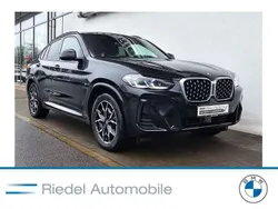 Saphirschwarz metallic Gebraucht 2024 BMW X4 M Sport SUV | 50.790 € (Guter Preis)
