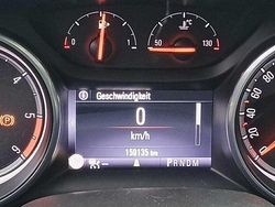 Weiß Gebraucht 2018 Opel Insignia Sport Limousine | 13.000 € (Teuer)