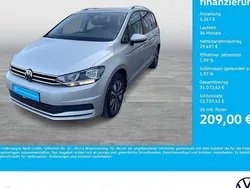 Ivory silver metallic Gebraucht 2024 VW Touran Move Van / Kleinbus | 32.764 € (Guter Preis)