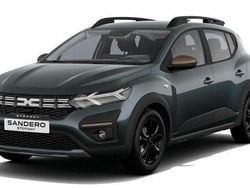 Zedergrün Gebraucht 2025 Dacia Sandero Extreme SUV | 15.616 € (Superpreis)