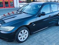 Schwarz Gebraucht 2012 BMW 316 Kombi | 8.599 € (Fairer Preis)