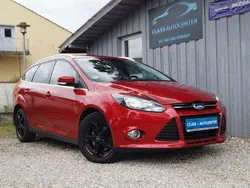 Rot Gebraucht 2014 Ford Focus Titanium Kombi | 3.950 € (Superpreis)