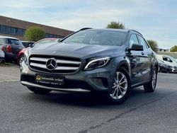 Grau Gebraucht 2014 Mercedes GLA200 SUV | 15.990 € (Fairer Preis)