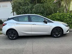 Silber Gebraucht 2021 Opel Astra Design Edition Limousine | 14.500 € (Fairer Preis)