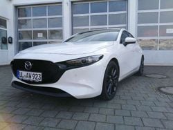 Snowflake white pearl Gebraucht 2024 Mazda 3 Limousine | 26.990 € (Fairer Preis)