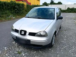 Grau Gebraucht 2004 Seat Arosa Kleinwagen | 1.450 € (Fairer Preis)