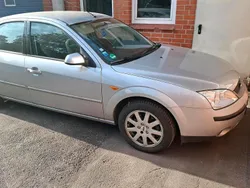 Grau Gebraucht 2003 Ford Mondeo Limousine | 1.000 € (Guter Preis)