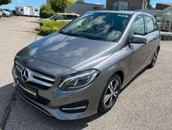 Grau Gebraucht 2018 Mercedes B220 Van / Kleinbus | 16.450 € (Guter Preis)
