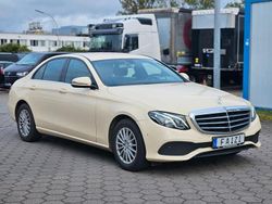 Beige Gebraucht 2017 Mercedes E200 Limousine | 6.850 €