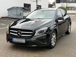 Schwarz Gebraucht 2015 Mercedes GLA220 SUV | 9.400 € (Guter Preis)