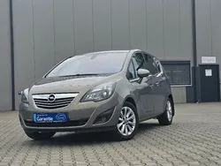 Braun Gebraucht 2011 Opel Meriva Van / Kleinbus | 5.980 € (Fairer Preis)