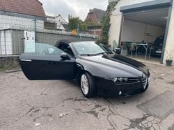 Schwarz Gebraucht 2011 Alfa Romeo Spider Cabrio | 23.500 €