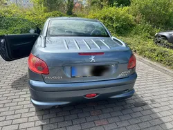 Silber Gebraucht 2005 Peugeot 206 CC Cabrio | 1.800 €
