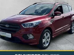 Rot Gebraucht 2019 Ford Kuga ST-Line SUV | 21.870 € (Etwas zu teuer)