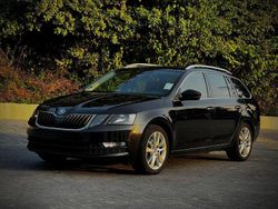 Schwarz Gebraucht 2019 Skoda Octavia Kombi | 17.900 € (Fairer Preis)