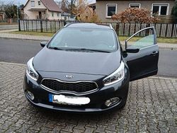 Blau Gebraucht 2014 Kia Ceed Sportswagon Edition 7 Kombi | 7.499 € (Teuer)