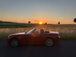Rot Gebraucht 2019 Fiat 124 Spider Cabrio | 18.500 € (Fairer Preis)