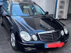 Schwarz Gebraucht 2007 Mercedes E220 Kombi | 4.300 € (Fairer Preis)