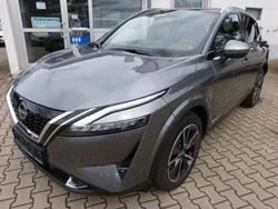 Grau Gebraucht 2023 Nissan Qashqai Tekna SUV | 30.490 € (Fairer Preis)