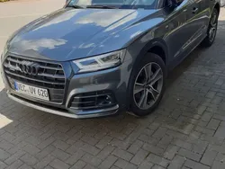 Grau Gebraucht 2017 Audi Q5 Design SUV | 29.950 € (Fairer Preis)
