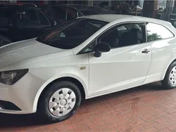 Weiß Gebraucht 2012 Seat Ibiza Kleinwagen | 2.950 € (Guter Preis)