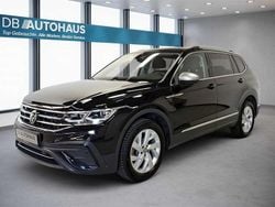 Schwarz Gebraucht 2024 VW Tiguan Allspace Life SUV | 37.920 € (Guter Preis)