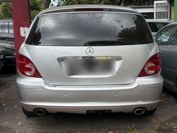 Silber Gebraucht 2006 Mercedes R350 Van / Kleinbus | 2.850 € (Etwas zu teuer)